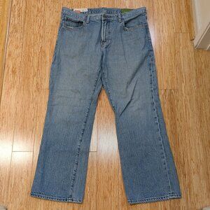 GAP 1969 Straight Fit Zip Fly 35x30 Medium Wash Men's Jeans VGUC